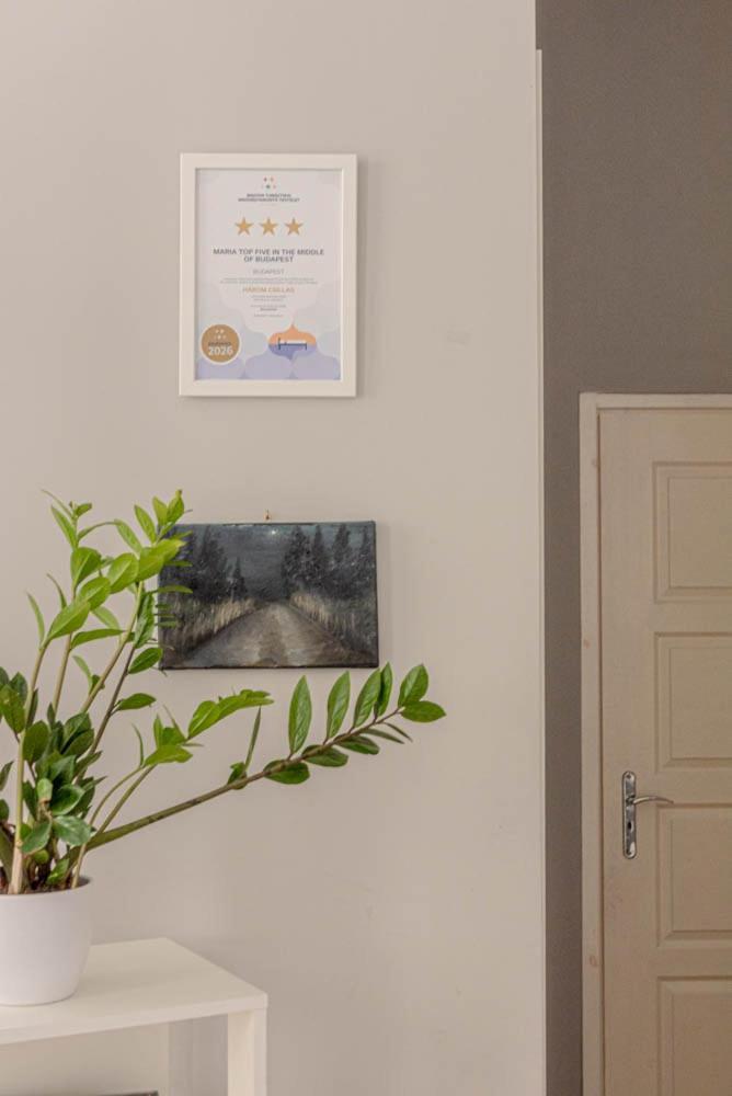 Maria Topfive With Free Private Parking Apartment Budapest Bagian luar foto