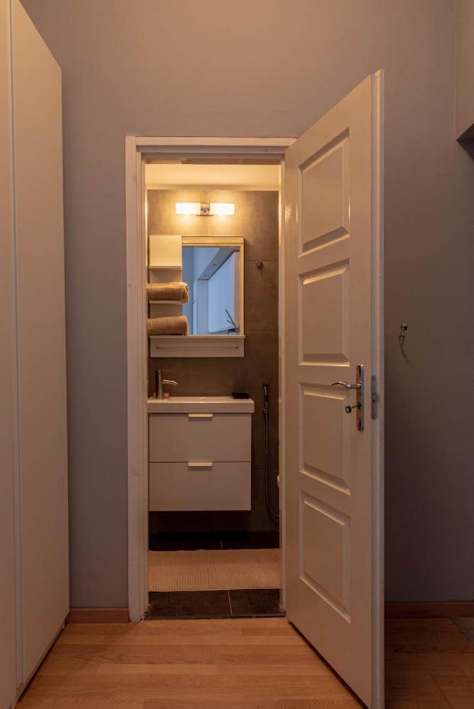 Maria Topfive With Free Private Parking Apartment Budapest Bagian luar foto